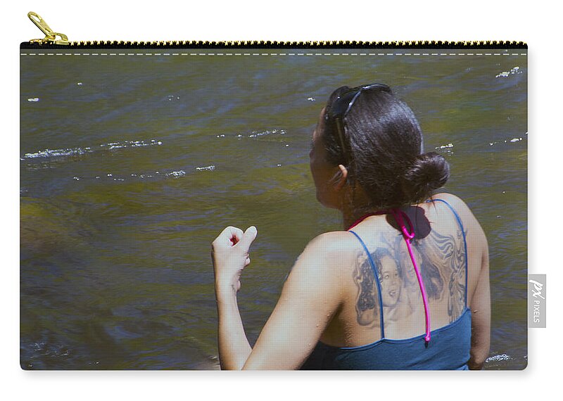 Floyd Snyder Zip Pouch featuring the photograph Mother Daughter Body Art by Floyd Snyder
