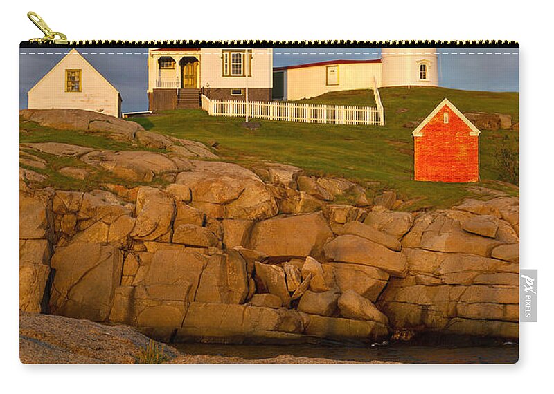 Atlantic Ocean Zip Pouch featuring the photograph Nubble Lighthouse No 1 by Jerry Fornarotto