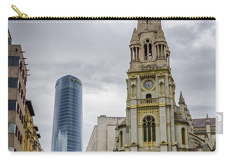 Bilbao Zip Pouch featuring the photograph Old and New by Pablo Lopez