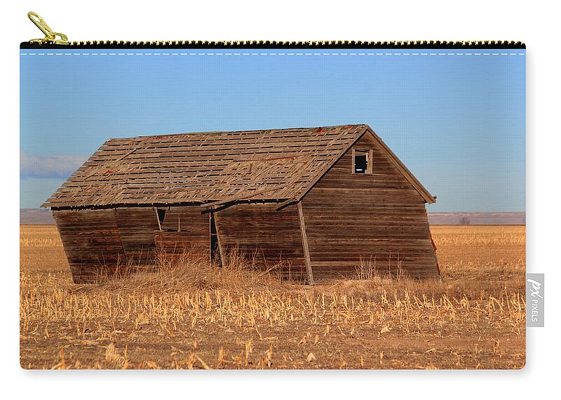 Old Zip Pouch featuring the photograph Old Barn by Shane Bechler