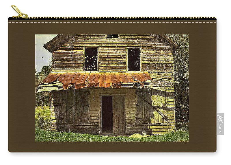 Old House Zip Pouch featuring the photograph Old Seabrook House by Patricia Greer