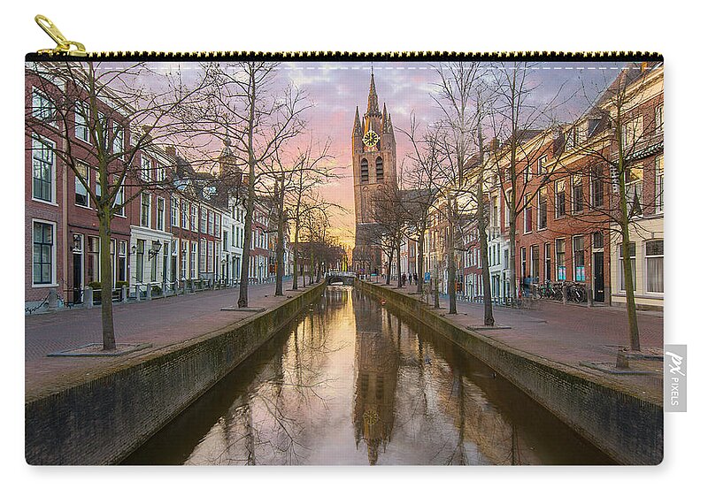 Tranquility Zip Pouch featuring the photograph Oude Kerk, Delft by Meleah Reardon Photography