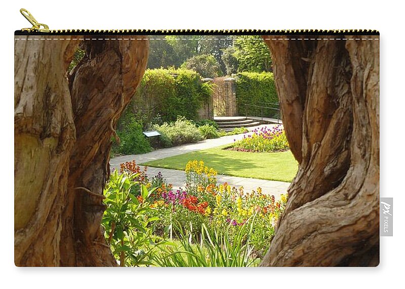 Peek Zip Pouch featuring the photograph Peek At The Garden by Vicki Spindler