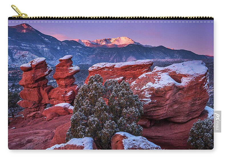 Mountain Zip Pouch featuring the photograph Pikes Peak Sunrise by Darren White