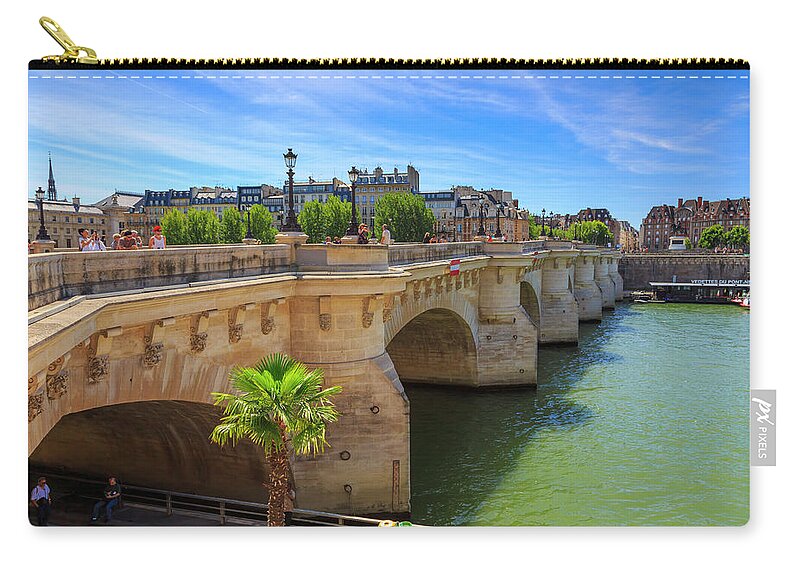 Ile-de-france Zip Pouch featuring the photograph Pont Neuf, Paris by Pawel Libera