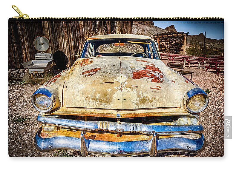 Nelson Zip Pouch featuring the photograph Rusted Classics - Lop Sided Smile by Mark Rogers