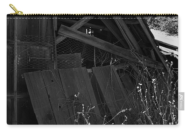 Rustic Zip Pouch featuring the photograph Rustic Shed 4 by Richard J Cassato