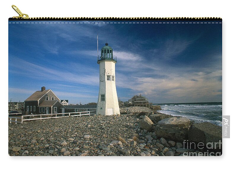 Lighthouse Zip Pouch featuring the photograph Scituate Lighthouse by Bruce Roberts