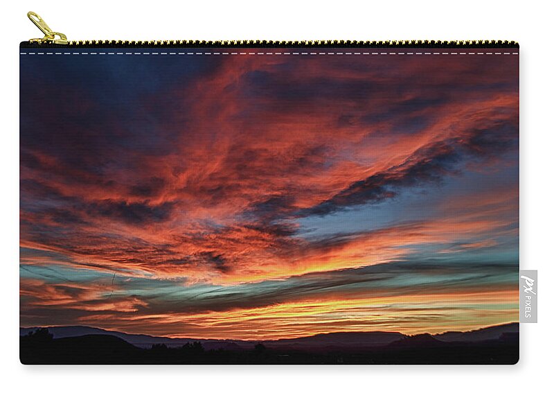 Sedona Az Zip Pouch featuring the photograph Sedona AZ Sunset 1 by Ron White