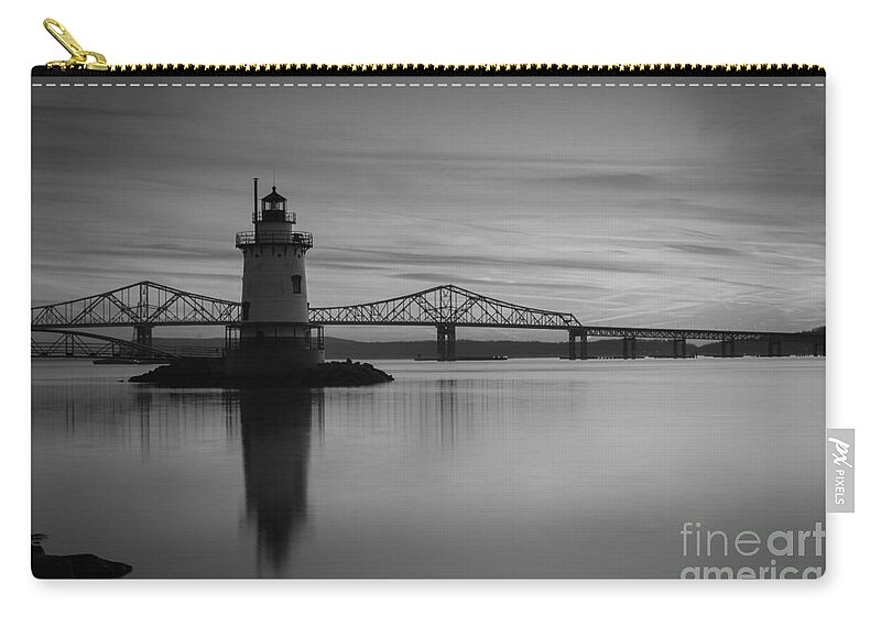 Ny Zip Pouch featuring the photograph Sleepy Hollow Lighthouse BW by Michael Ver Sprill