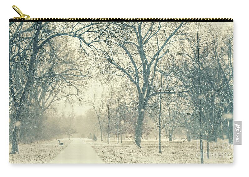 Snow Zip Pouch featuring the photograph Snow Day by Pam Holdsworth