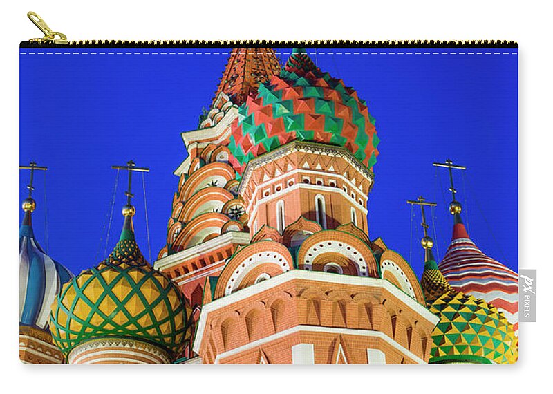 Tranquility Zip Pouch featuring the photograph St. Basils Cathedral In Red Square by Holger Leue