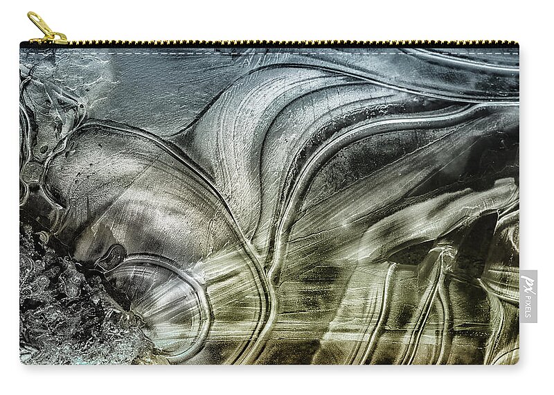 Ice Zip Pouch featuring the photograph Sting Ray by Sue Capuano