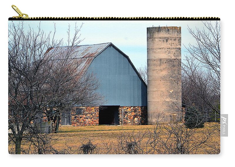 Barn Zip Pouch featuring the photograph Stone Barn by Deena Stoddard