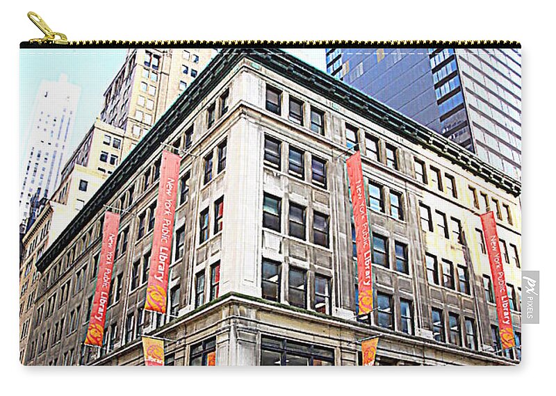Streets Zip Pouch featuring the photograph Streets of Manhattan by Valentino Visentini