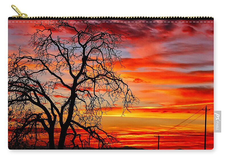 Sunset Photos Zip Pouch featuring the photograph Sundown on Jeffcoat by Kathleen Bishop