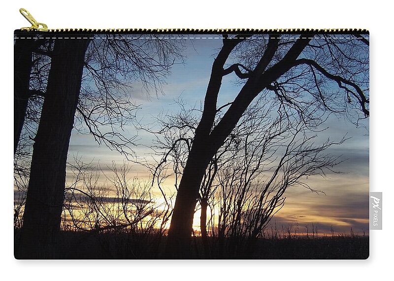 Sunset Zip Pouch featuring the photograph Idaho Sunset 1 by Larry Campbell