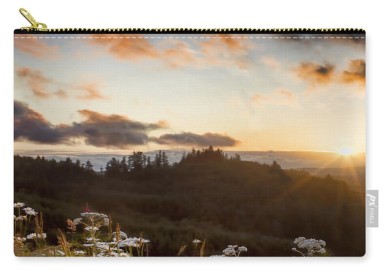 Sunset Zip Pouch featuring the photograph Sunset over Gray's Harbor GH6 by Cathy Anderson