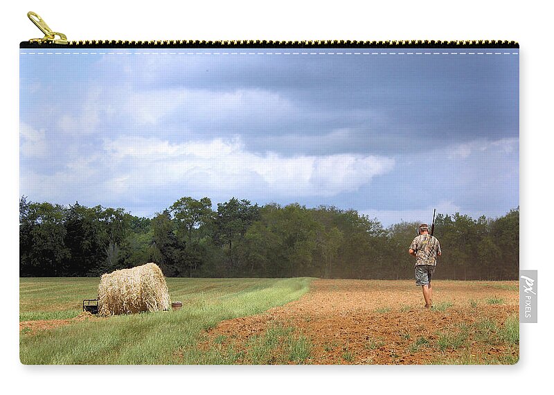 Hunt Zip Pouch featuring the photograph Tennessee Hunting by Kristin Elmquist