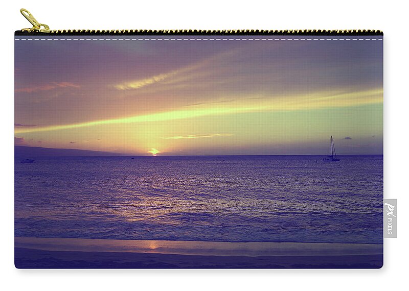 Hawaii Zip Pouch featuring the photograph That Peaceful Feeling by Laurie Search