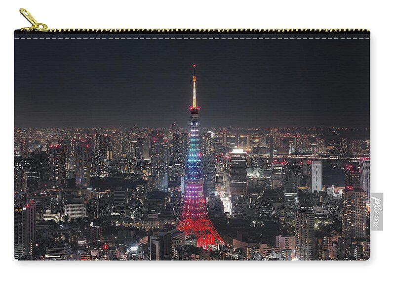 Tokyo Tower Zip Pouch featuring the photograph Tokyo Tower by Yuga Kurita