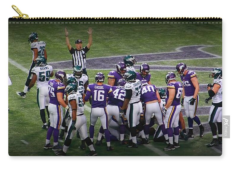Minnesota Vikings Zip Pouch featuring the photograph Vikings vs Eagles by Amanda Stadther