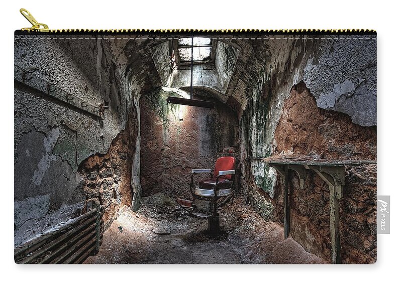 Urbex Carry-all Pouch featuring the photograph Who needs a trim. by Rob Dietrich