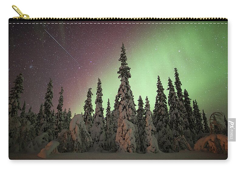 Tranquility Zip Pouch featuring the photograph Wish Upon A Star by Getty Images