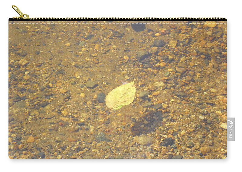Leaf Carry-all Pouch featuring the photograph A Lonely Floater by Kim Galluzzo Wozniak