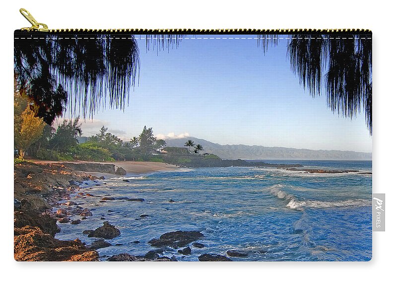 Hawaii Zip Pouch featuring the photograph Beach on North Shore of Oahu by Gary Beeler