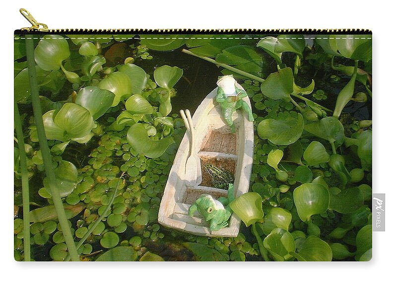 Frog Zip Pouch featuring the photograph Boating with friends by Bonfire Photography