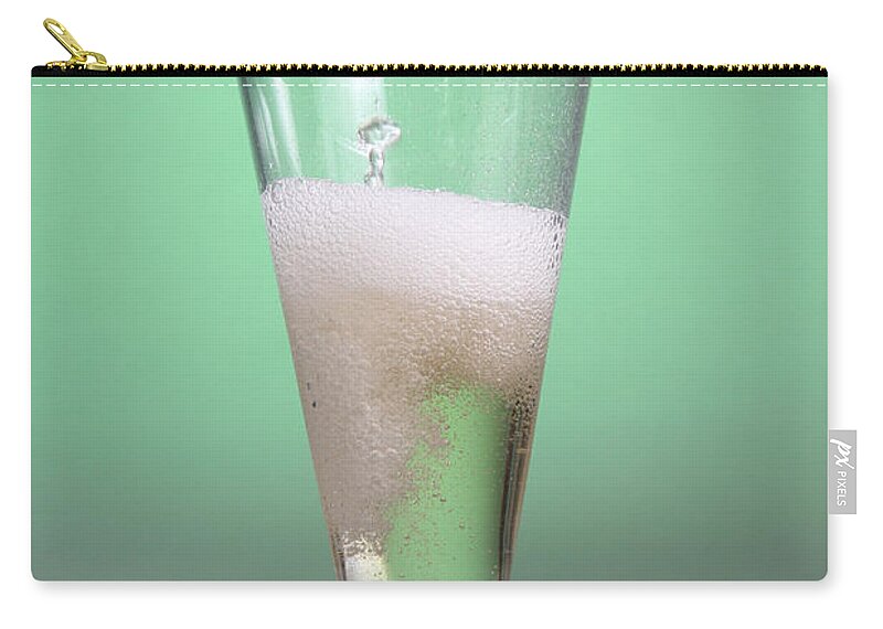 Carbonation Zip Pouch featuring the photograph Carbonated Drink by Photo Researchers, Inc.