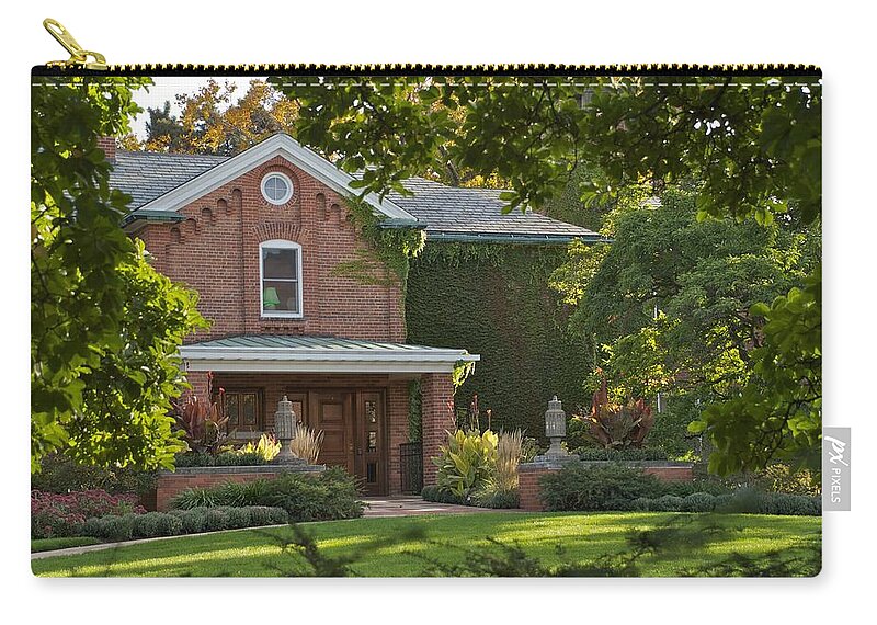 Campus Zip Pouch featuring the photograph Cowles House by Joseph Yarbrough