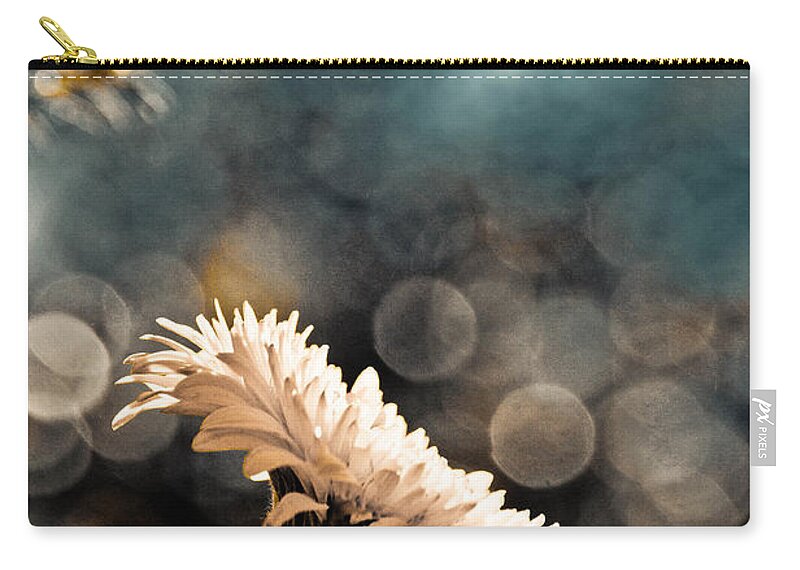 Dahlia Zip Pouch featuring the photograph Eagles Need Help by Trish Tritz
