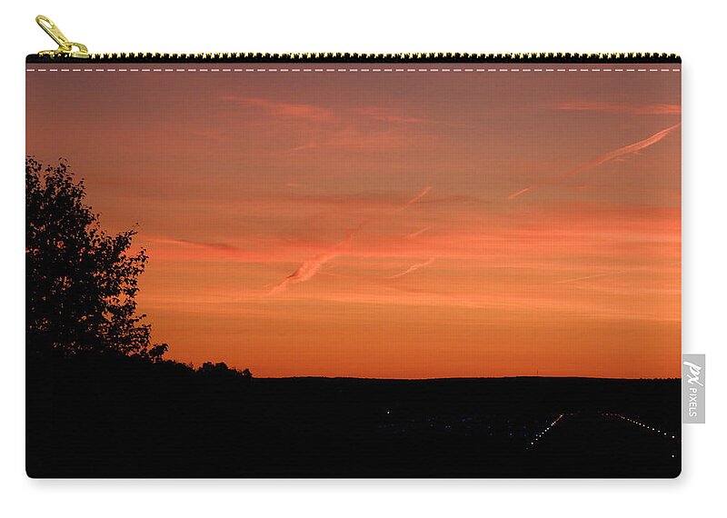 Sunset Zip Pouch featuring the photograph Horizon Of Beauty by Kim Galluzzo