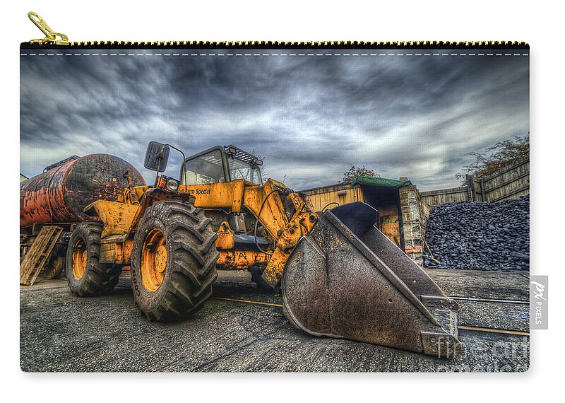 Hdr Zip Pouch featuring the photograph Scraper King 2.0 by Yhun Suarez