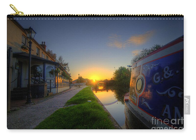  Yhun Suarez Zip Pouch featuring the photograph Sunrise At The Boat Inn by Yhun Suarez