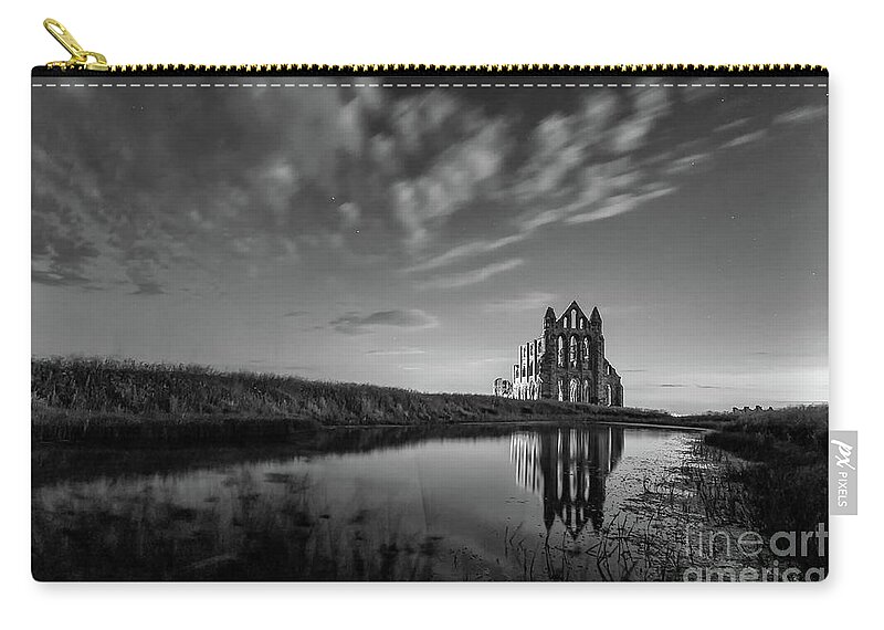 England Zip Pouch featuring the photograph 02-29am in Whitby BW by Mariusz Talarek