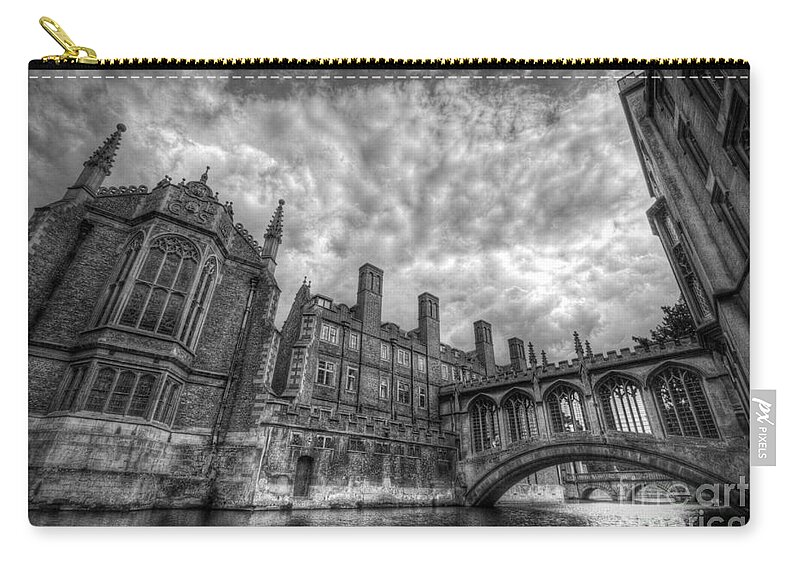 Art Carry-all Pouch featuring the photograph Bridge Of Sighs - Cambridge by Yhun Suarez