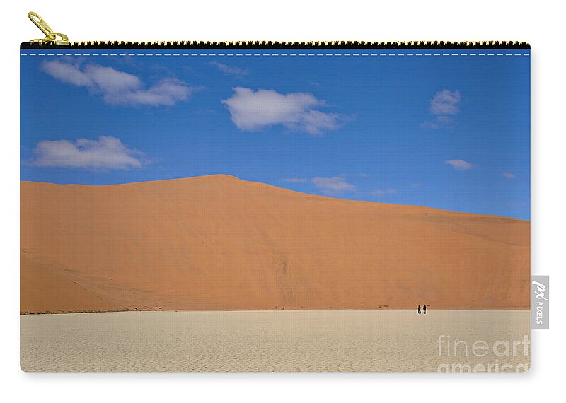 Deadvlei Zip Pouch featuring the photograph Desert In Dead Vlei #1 by Francesco Tomasinelli