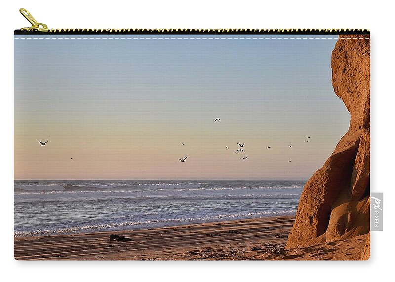 Half Moon Bay Zip Pouch featuring the photograph Half Moon Bay #1 by Maria Jansson