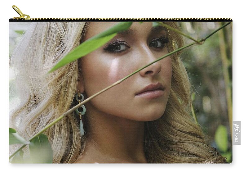 Hayden Panettiere Zip Pouch featuring the photograph Hayden Panettiere #1 by Jackie Russo