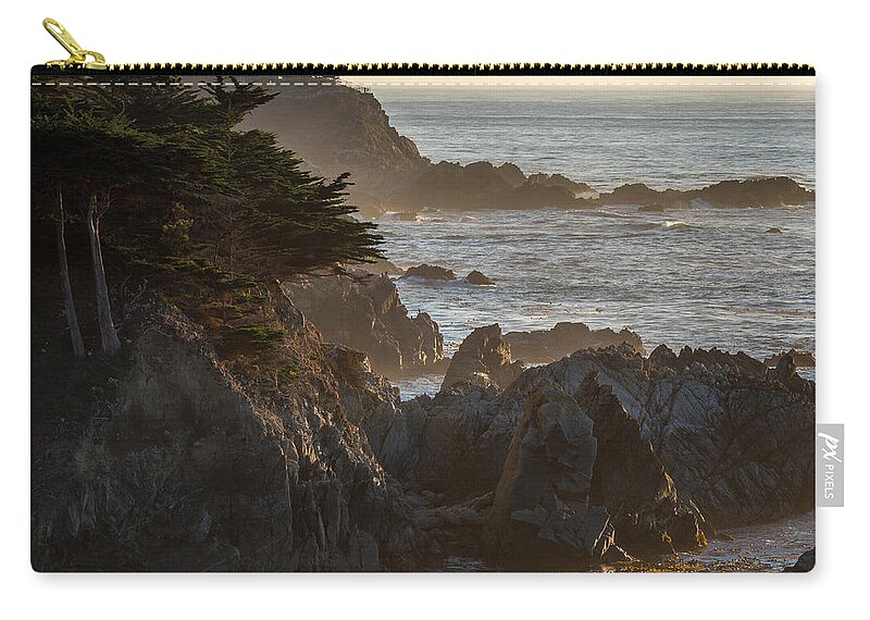 Big Sur Zip Pouch featuring the photograph Living on the Edge #1 by Derek Dean
