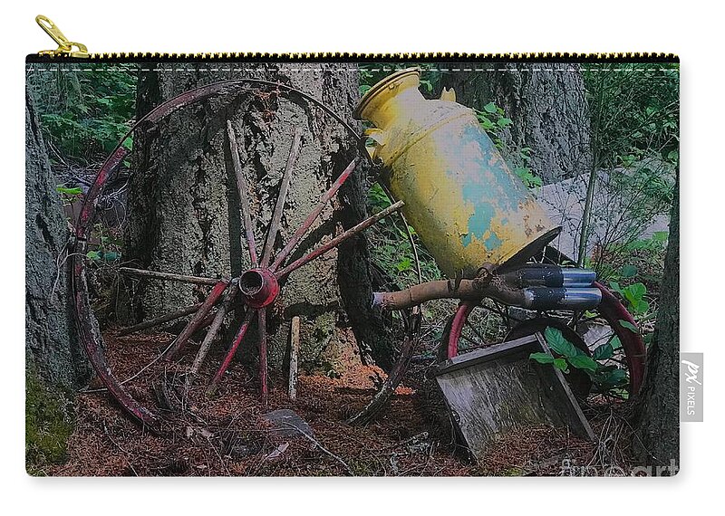 Photography Zip Pouch featuring the photograph Reliquary #2 by Sean Griffin
