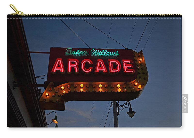 Salem Zip Pouch featuring the photograph Salem Willows Arcade Sign #2 by Toby McGuire