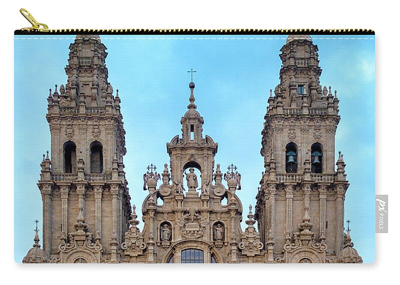 View Zip Pouch featuring the photograph Santiago de Compostela Cathedral #1 by Fabrizio Troiani
