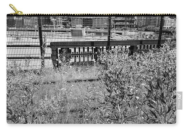 The High Line Zip Pouch featuring the photograph The High Line 199 #1 by Rob Hans
