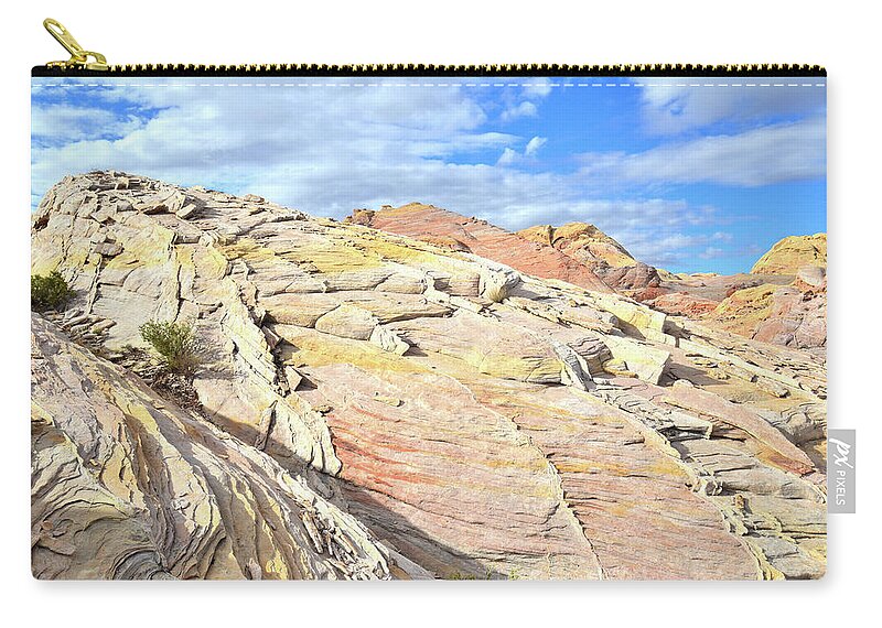 Valley Of Fire State Park Zip Pouch featuring the photograph Top of the World at Valley of Fire #1 by Ray Mathis