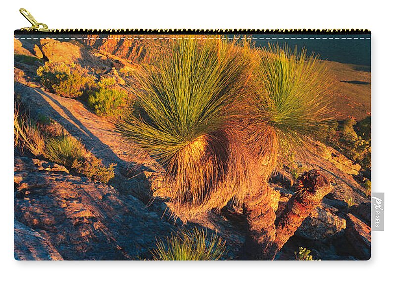 Wilpena Pound St Mary Peak Filinders Ranges South Australia Australain Landscape Landscapes Outback Moon Xanthorhoea Zip Pouch featuring the photograph Wilpena Pound #10 by Bill Robinson