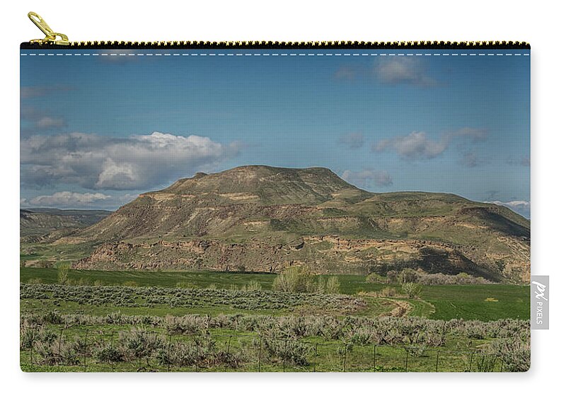 Oregon Zip Pouch featuring the photograph 10884 Approaching Owyhee by Pamela Williams